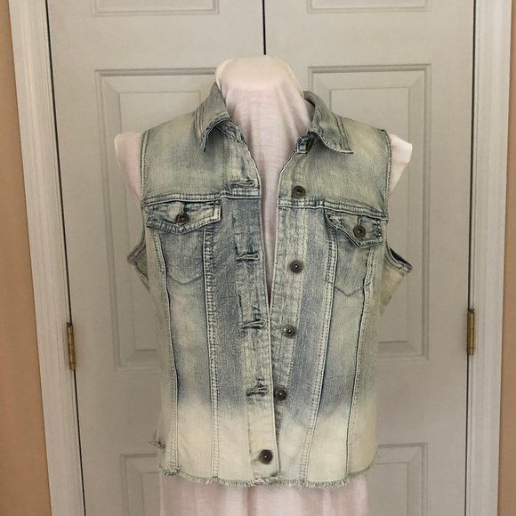 Maurices Jackets & Blazers - Jean Sleeveless Maurices Denim Vest  Size XL